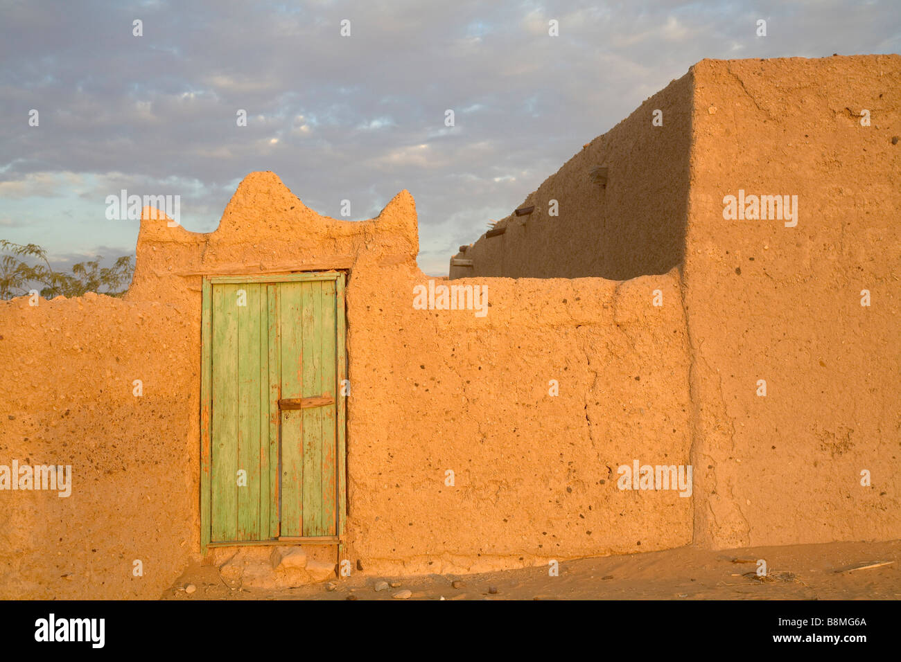 Ein Haus-Gittertür in Banganarti nahe dem Nil Fluß in Old Dongola Region Nubien Sudan Stockfoto