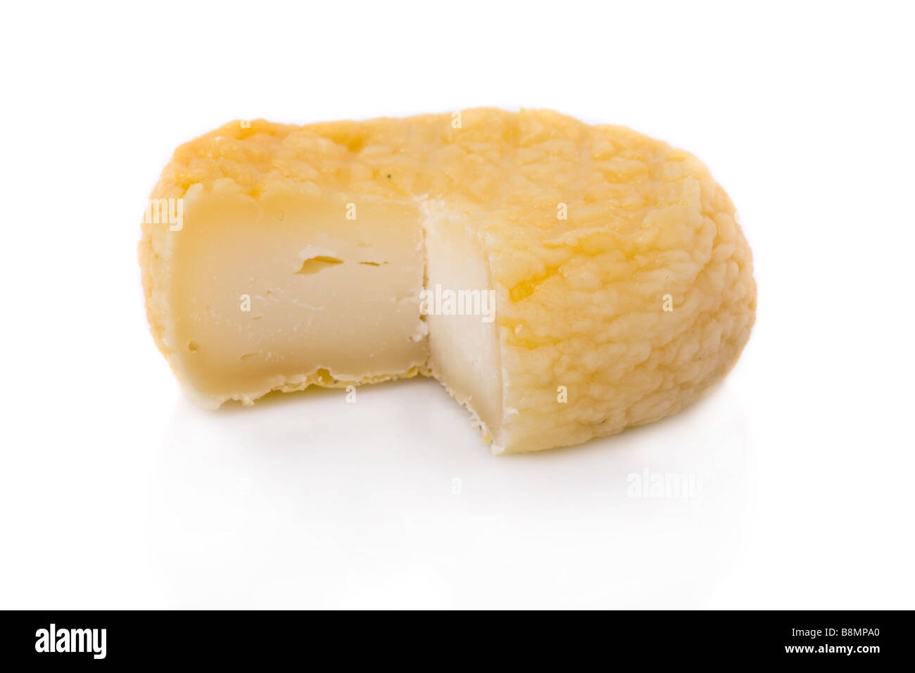 Regionalen Käse von Arraiolos Dorf, Region Alentejo, Portugal – isoliert auf weiss Stockfoto