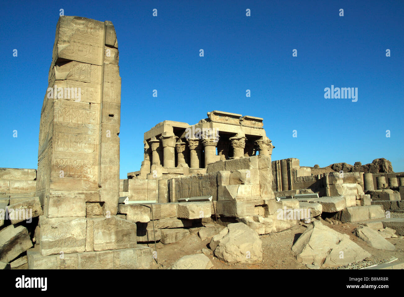 Der Tempel von Kom Ombo auf dem Nil in Ägypten Horus und dem Krokodilgott Sobek gewidmet Stockfoto