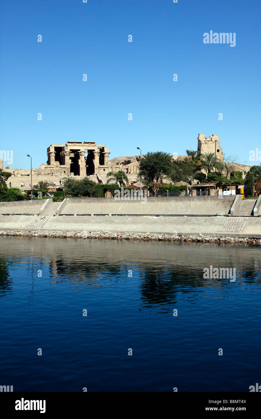 Der Tempel von Kom Ombo auf dem Nil in Ägypten Horus und dem Krokodilgott Sobek gewidmet Stockfoto