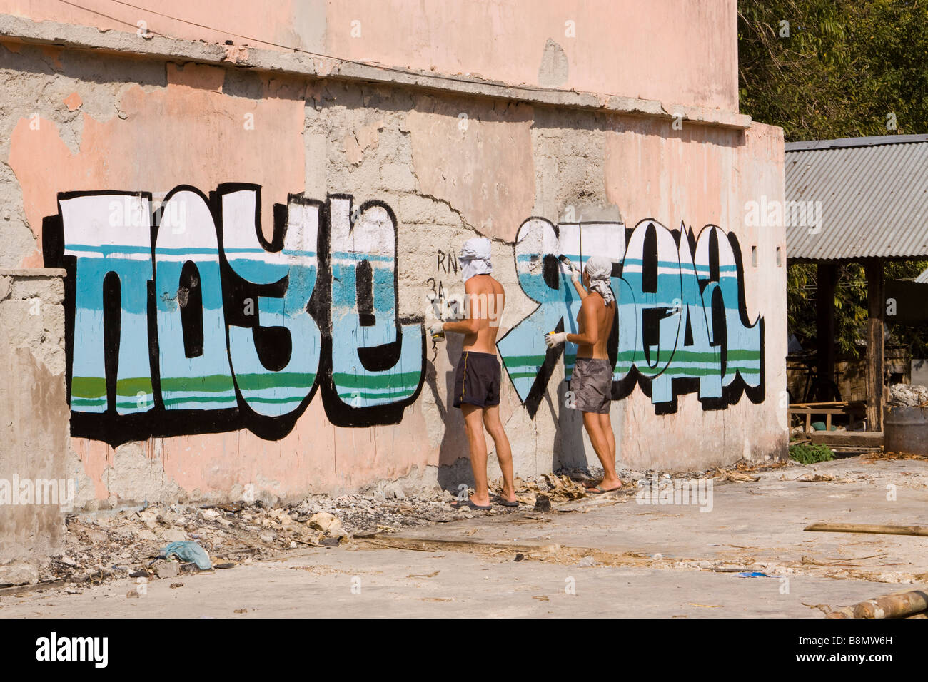 Indien-Andamanen und Nikobaren Havelock Insel Nummer 3 Dorf Basar russische Reisende Grafitti auf Wand malen Stockfoto