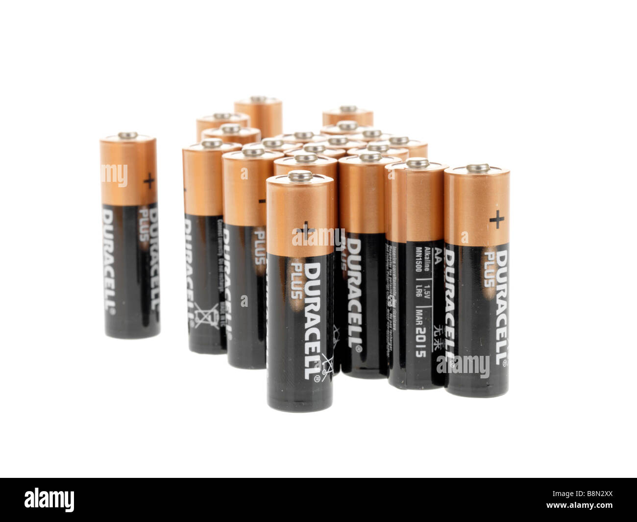 Sammlung von Größe AA Duracell Plus Energie Batterien Zellen isoliert gegen einen weißen Hintergrund mit keine Menschen und einen Freistellungspfad Stockfoto