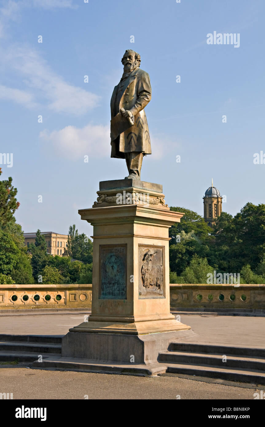 Statue von Titus Salt Saltaire, Bradford UK Stockfoto