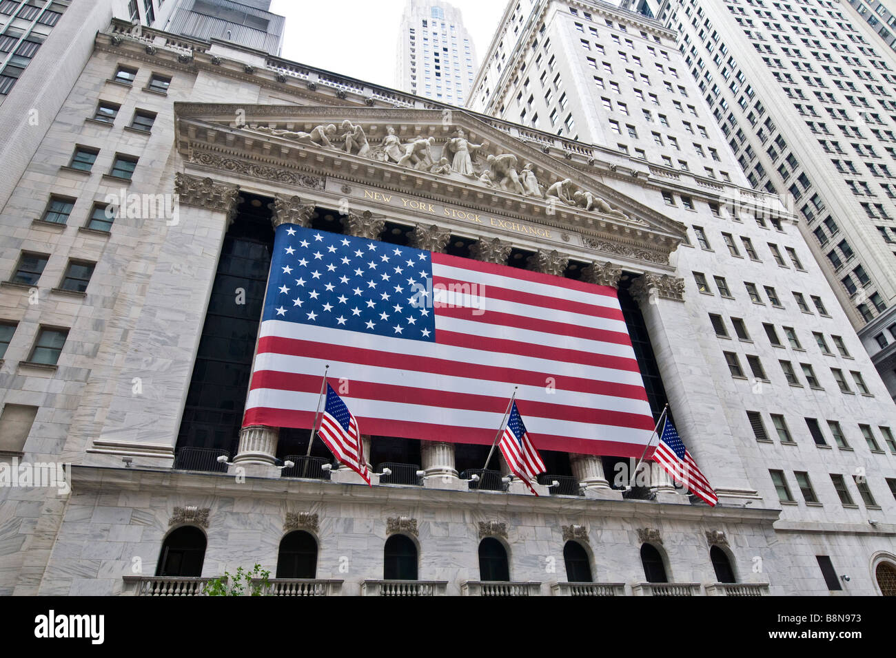 USA Flagge auf der New York Stock exchange Gebäude, Wall Street Manhattan Stockfoto
