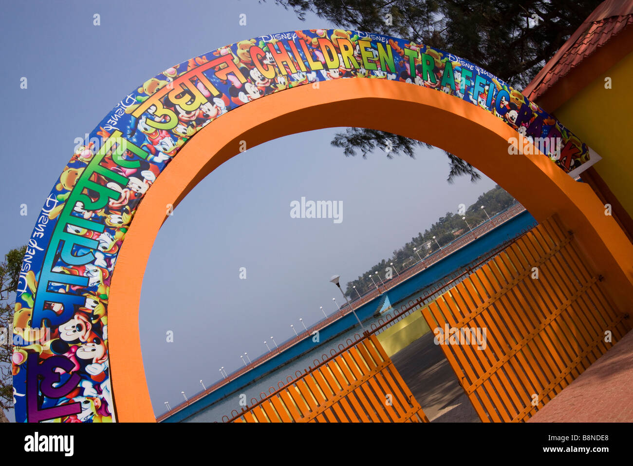 Indien-Andamanen und Nikobaren South Andaman Island Port Blair Marina Park Childrens Verkehr Park Disney Charakter Zeichen Stockfoto