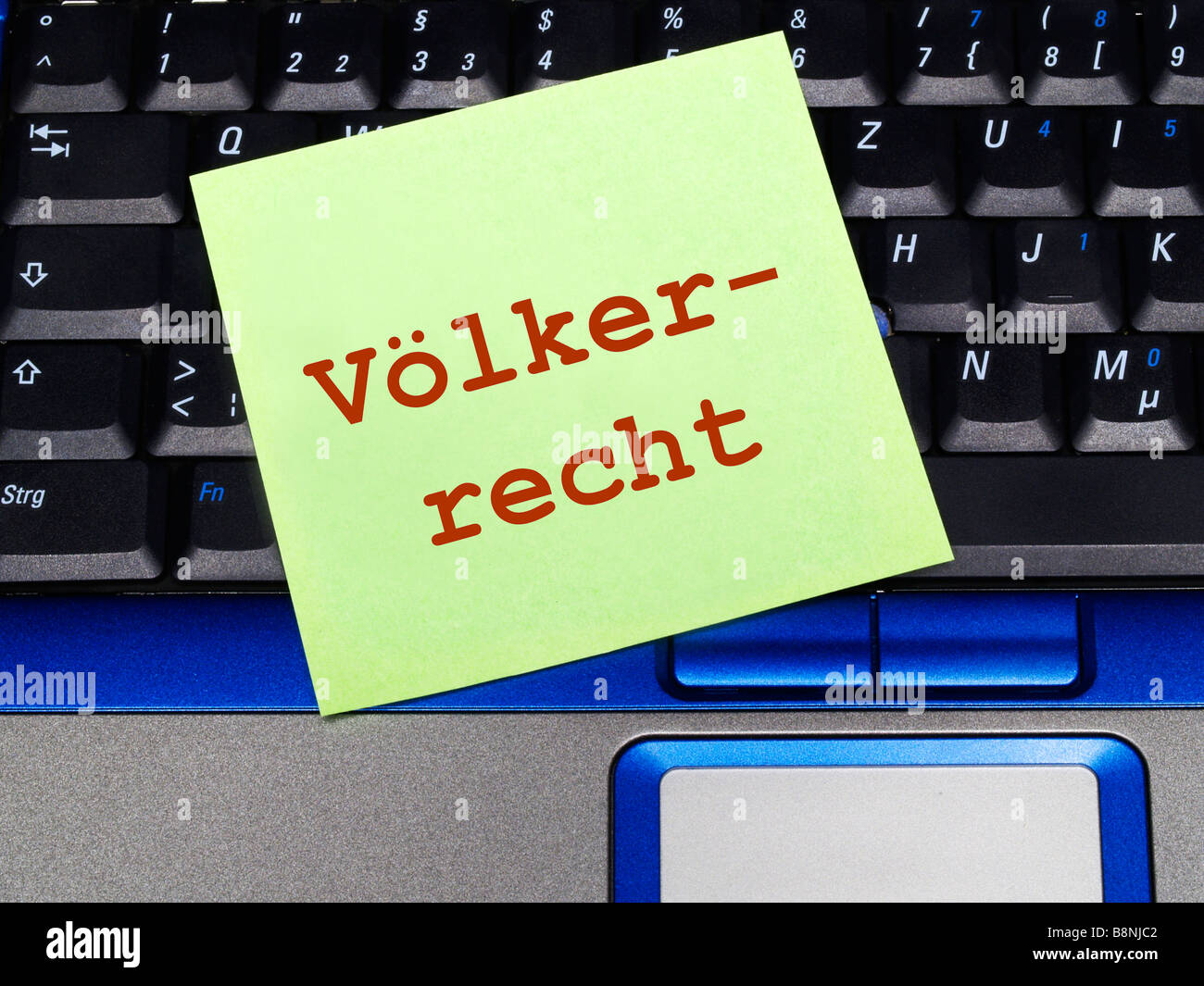 Memo-Hinweis auf Notebook, Völkerrecht Stockfoto