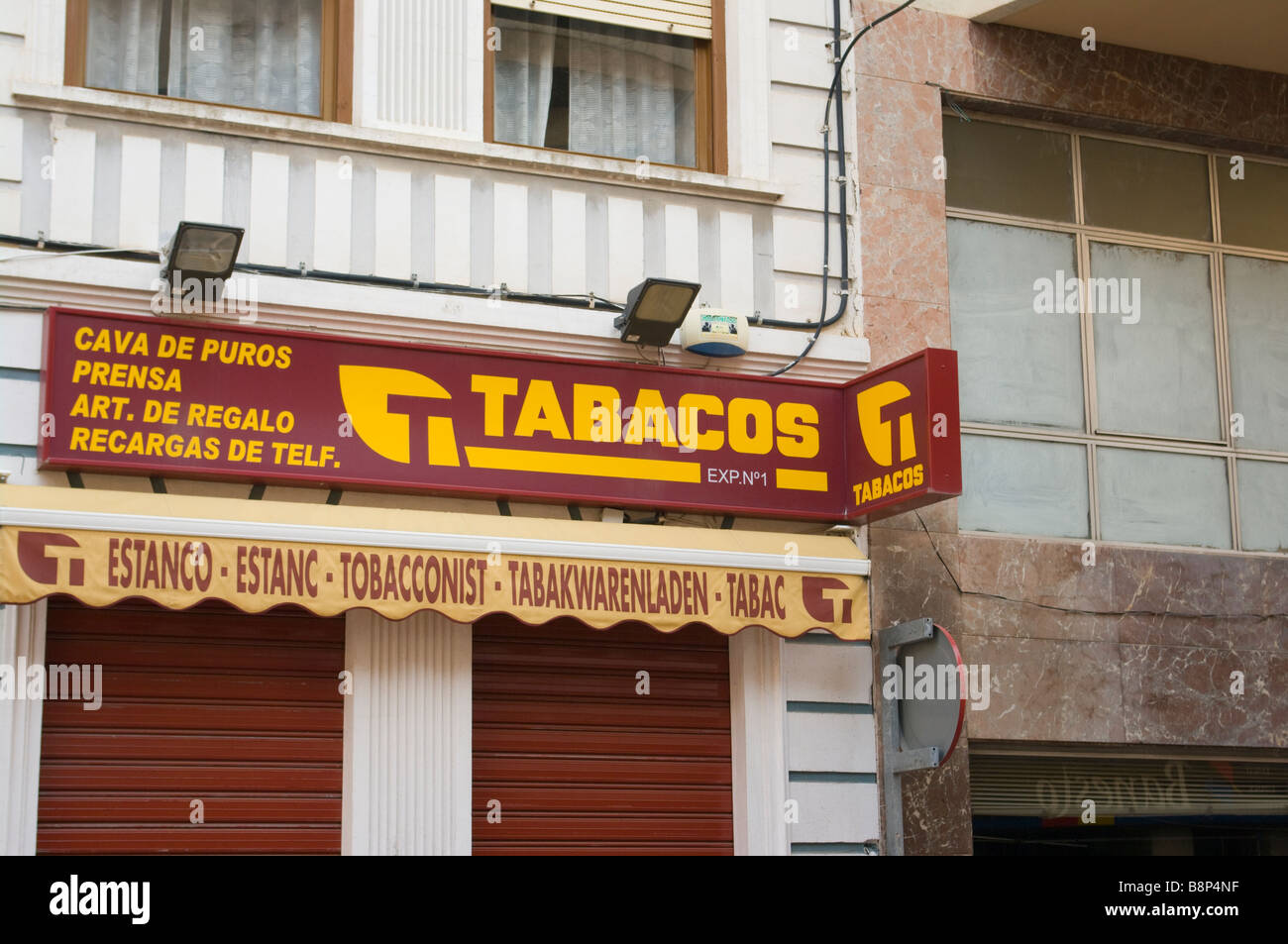 Spanisch Tabacos Tabak Zigarette Shop Spanien Stockfoto Spanisch Tabacos Tabak Zigarette Shop Spanien Stockfoto