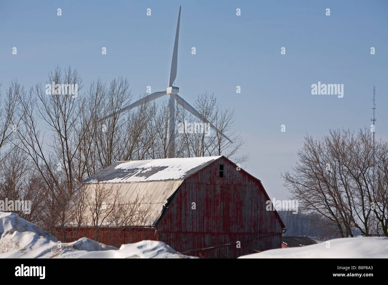 Windkraftanlagen in ländlichen Michigan Stockfoto