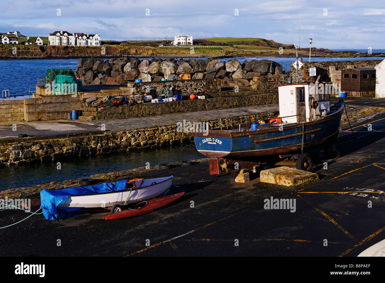 PortBallintrae Hafen in County Antrim-Nordirland Stockfoto