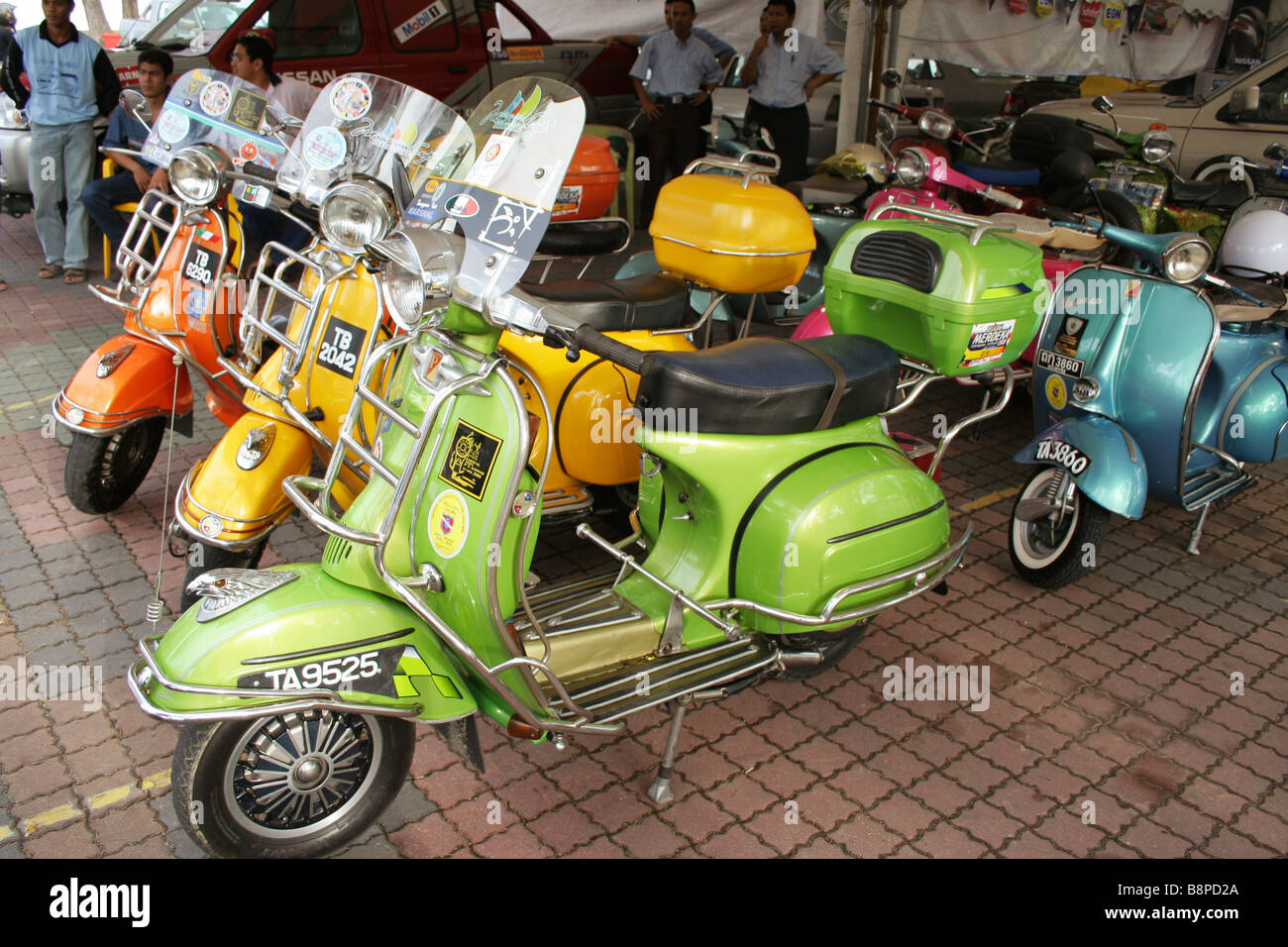 Klassische Vespas auf dem display Stockfoto