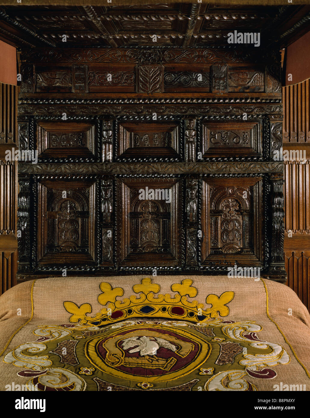 Die Kings Zimmer im Oxburgh, Himmelbett Bett 1675 mit den Initialen AM und JM, Anthony und Jane Montague Stockfoto