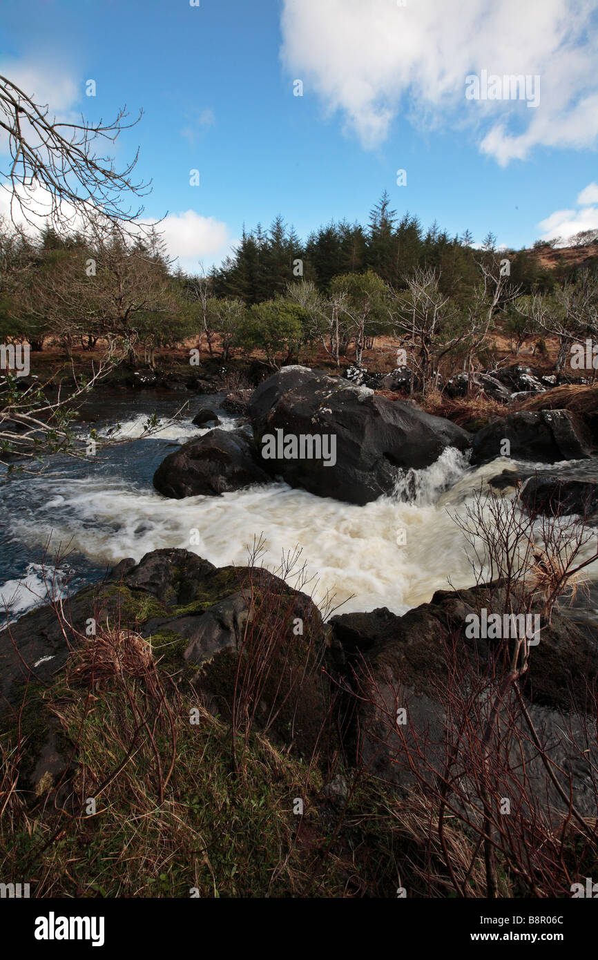 Fluss im schwarzen Valley County Cork Stockfoto