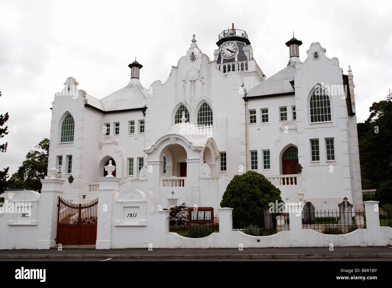 der dutch reformed Church, erbaut im Jahr 1911 auf Voortrek street R60 Swellendam Südafrika western Cape Provinz Stockfoto