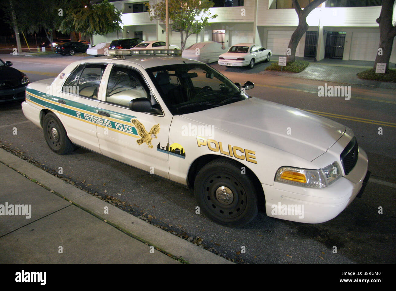 St. Petersburg Polizeiauto nachts Innenstadt von St Petersburg Florida USA Stockfoto