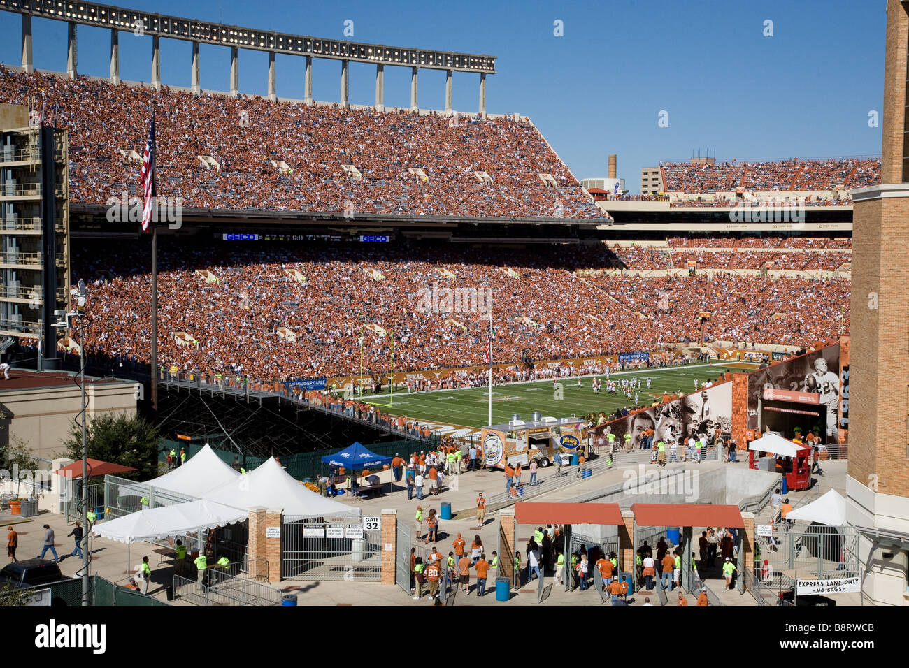 Austin, Texas - 8. November 2008 - Darrell K Royal-Stadion.  Die University of Texas Longhorns besiegen der Baylor Bears Stockfoto