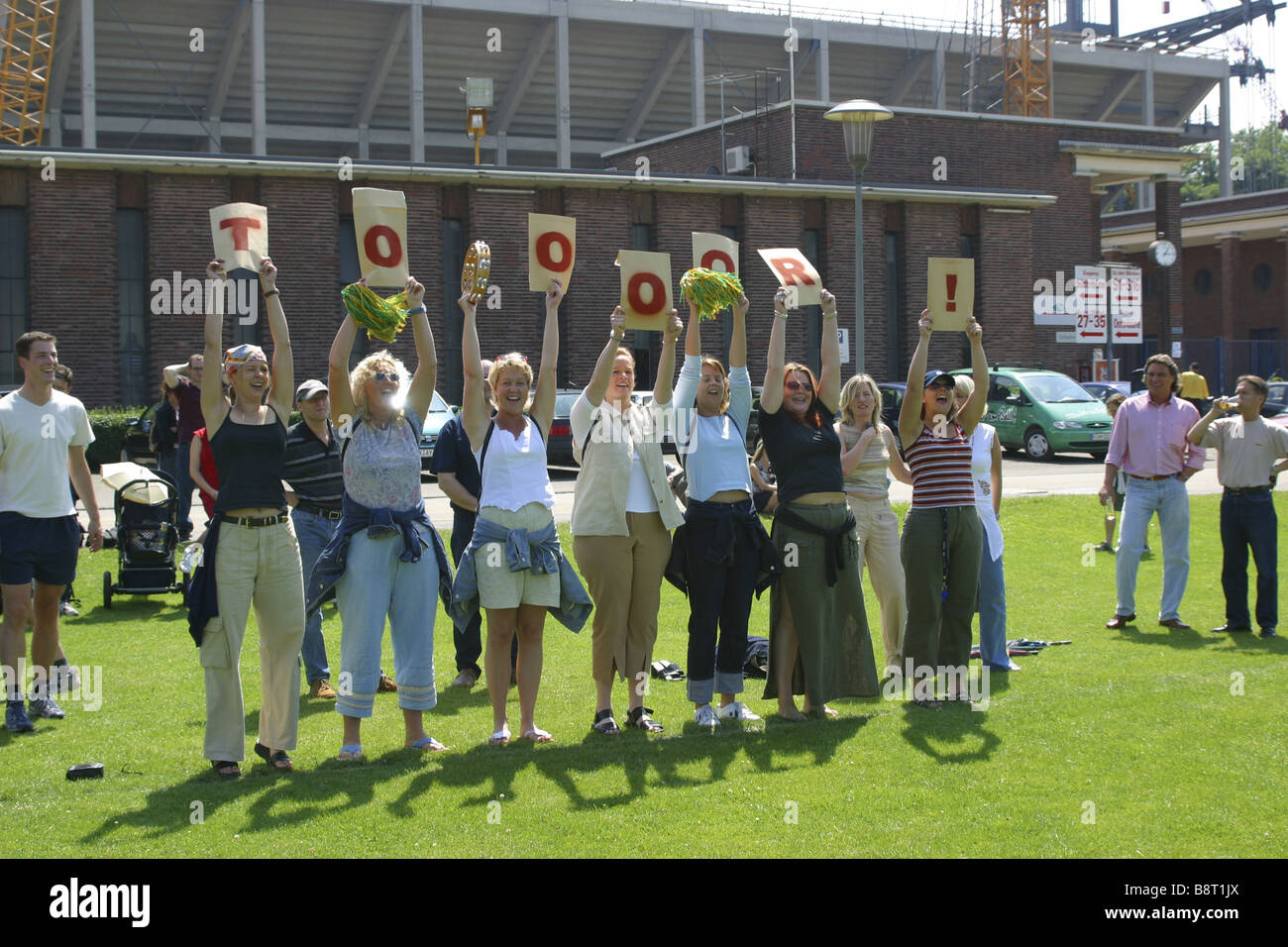 Fußball Fans Scannen Ziel! Stockfoto