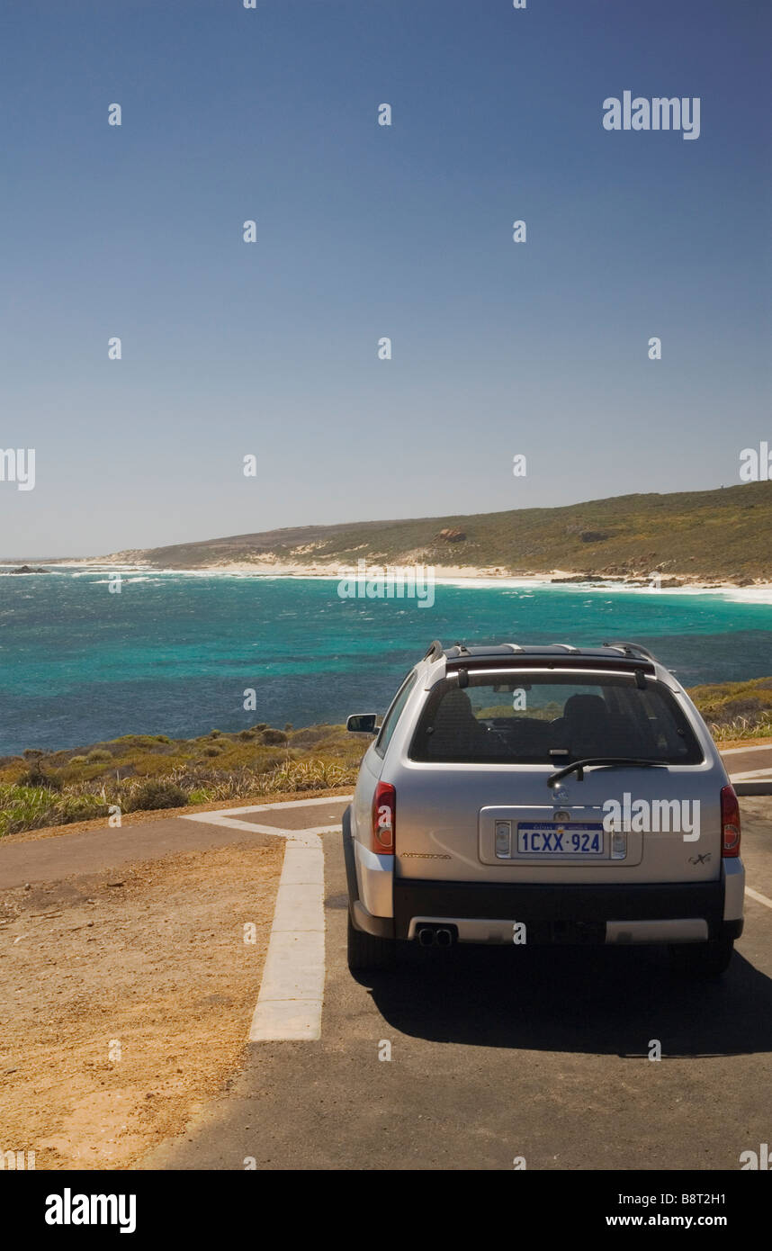 Auto geparkt mit Blick aufs Meer in Western Australia Stockfoto