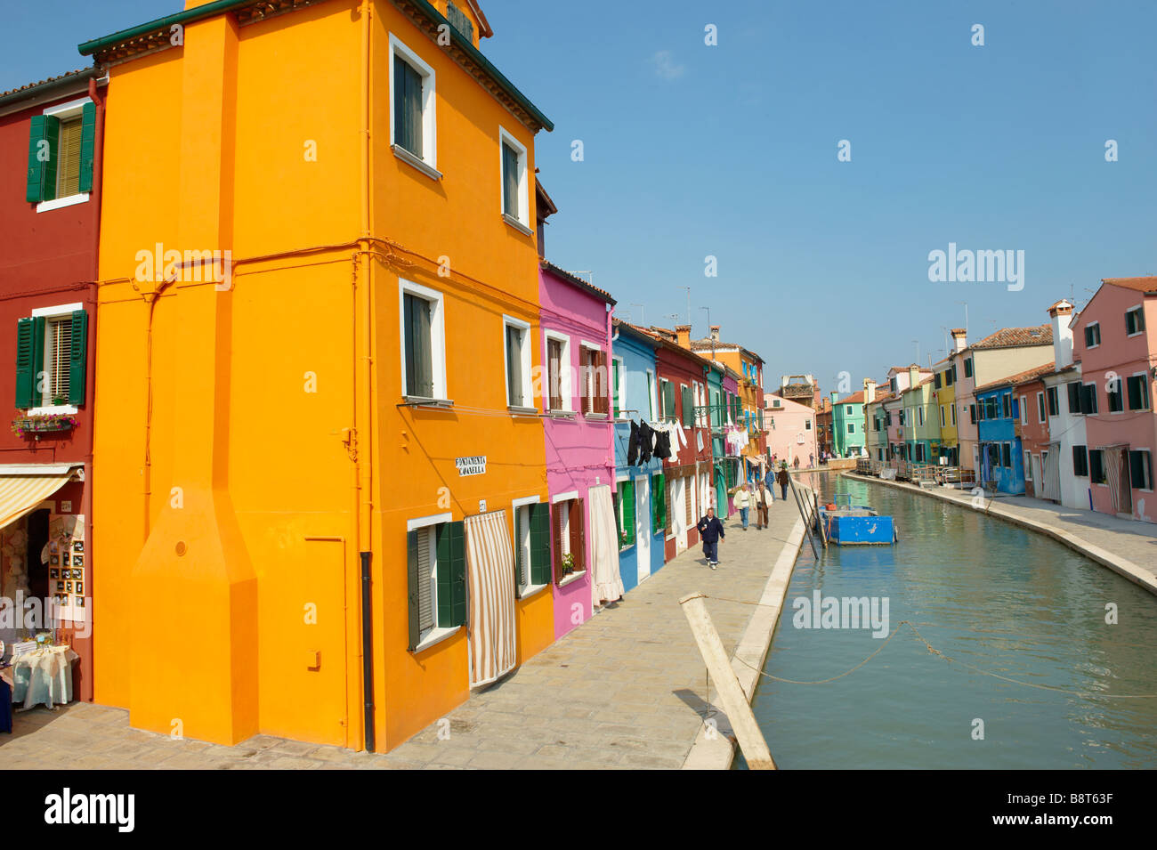 Fondament Cavanell bunten Häusern und Kanal Burano, Venedig Italien Stockfoto