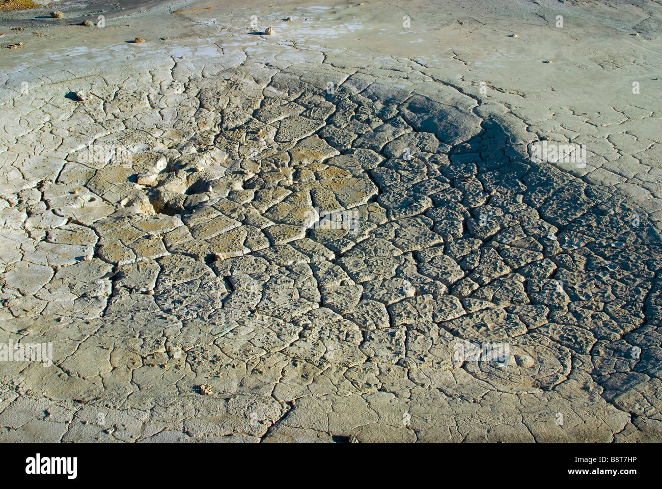 Mudpot bei Bumpass Hell Bereich in Lassen Volcanic Nationalpark Kalifornien USA Stockfoto