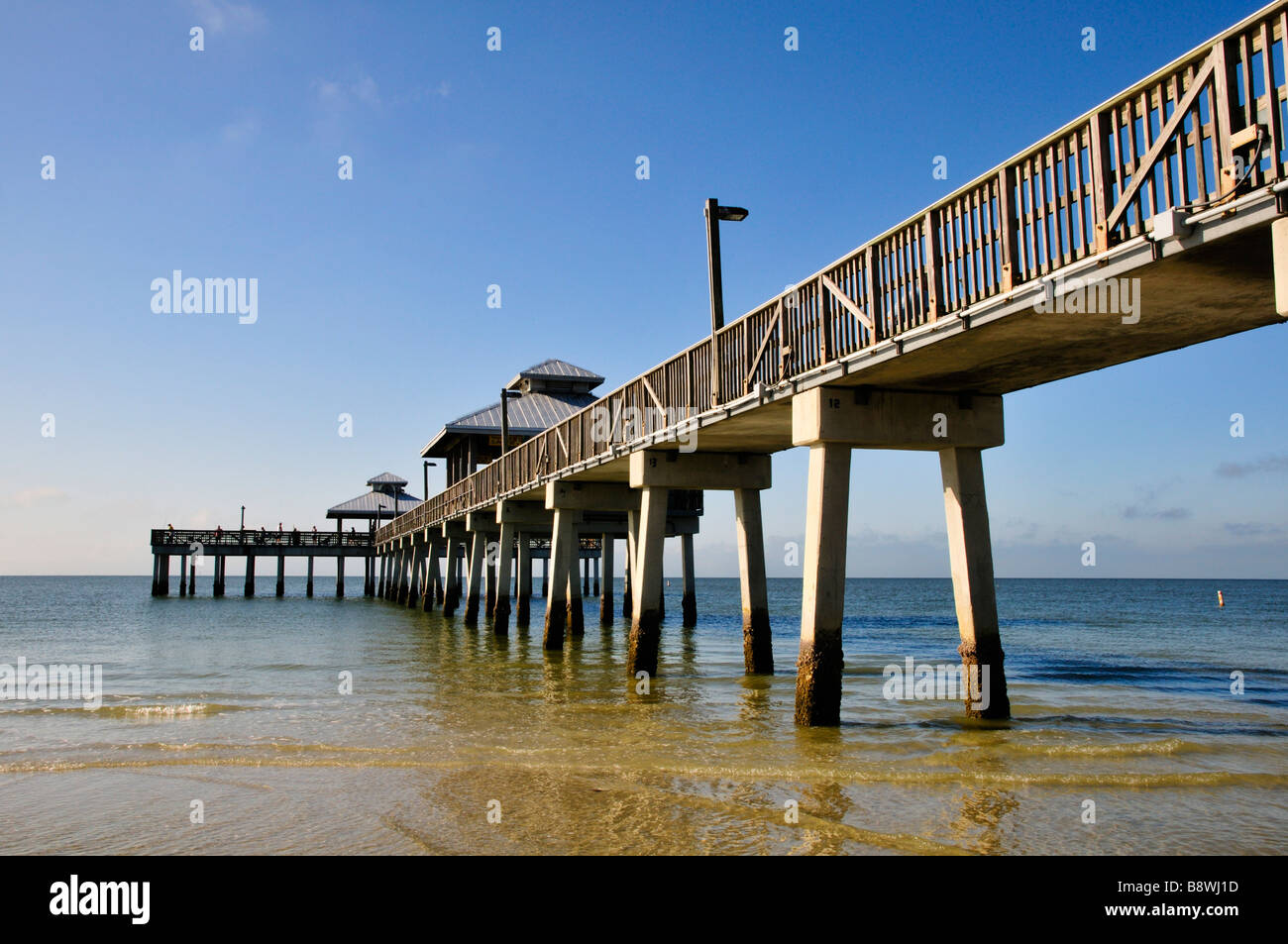 Fort Myers Beach Angelsteg Stockfoto