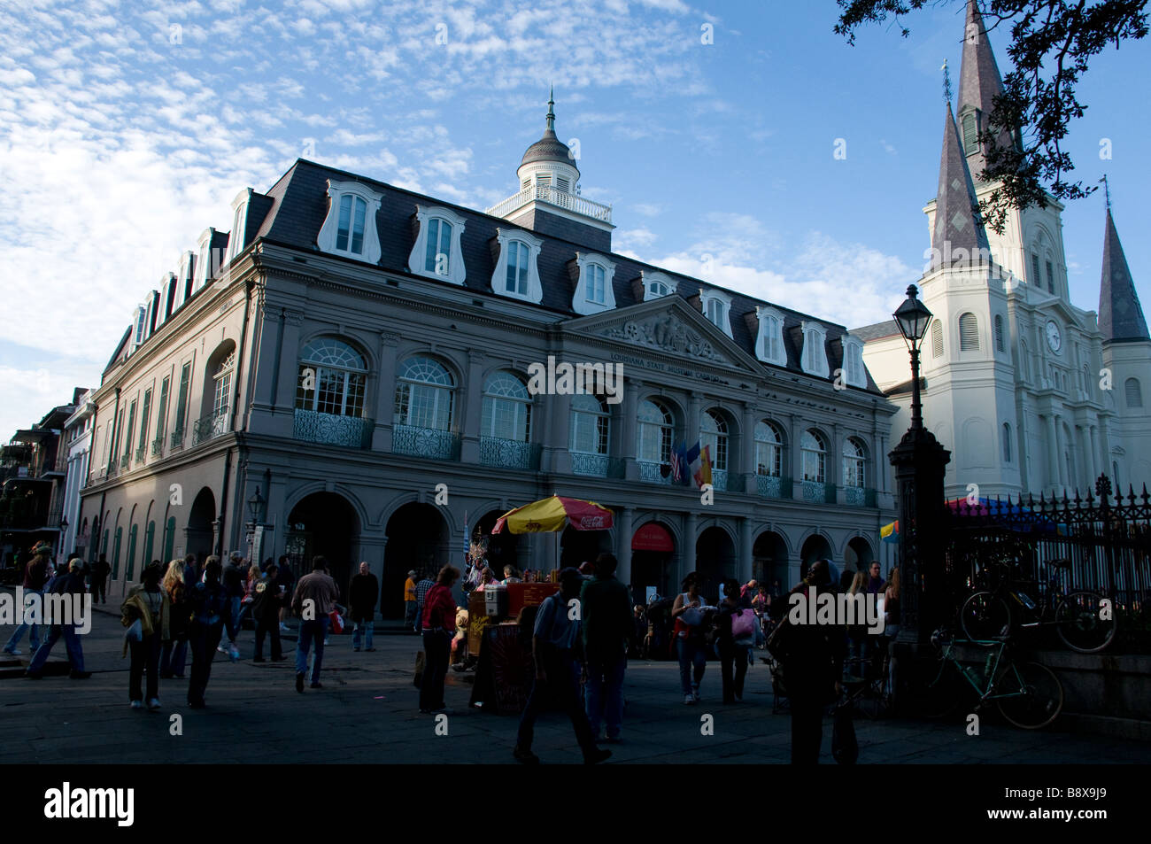 Karneval-Besucher am Jackson Square, New Orleans, Louisiana Stockfoto