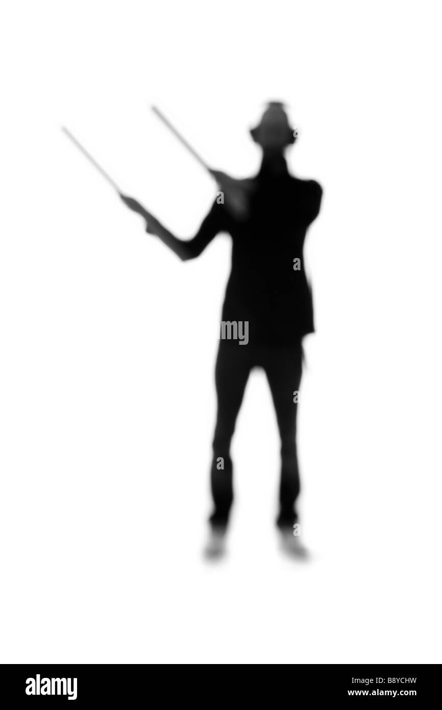 Silhouette des Bodenpersonals am Flughafen. Stockfoto