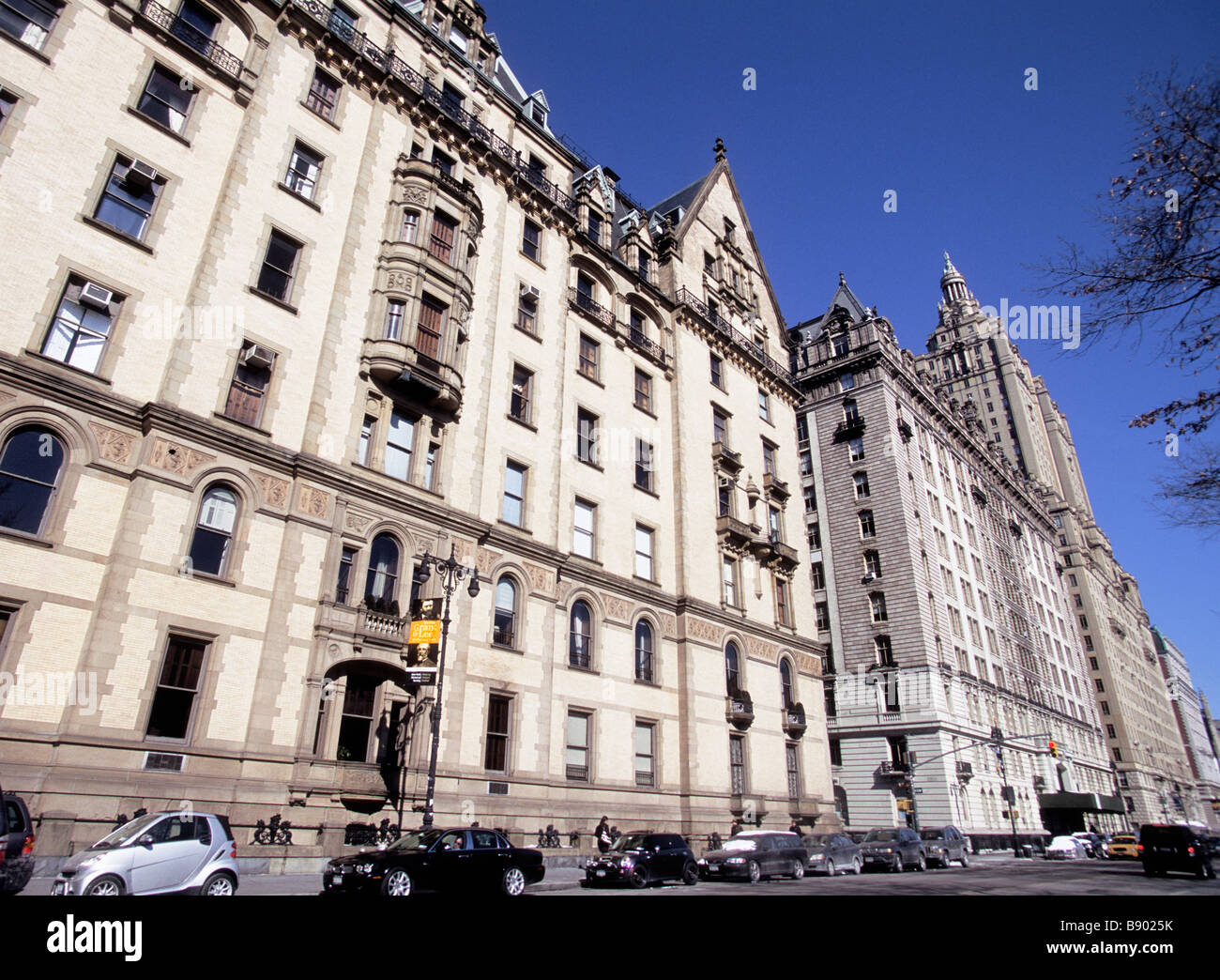 New York City The Dakota und die San Remo Wohngebäude am Central Park West, Upper West Side Luxusapartments. Architektur des 19. Jahrhunderts USA Stockfoto