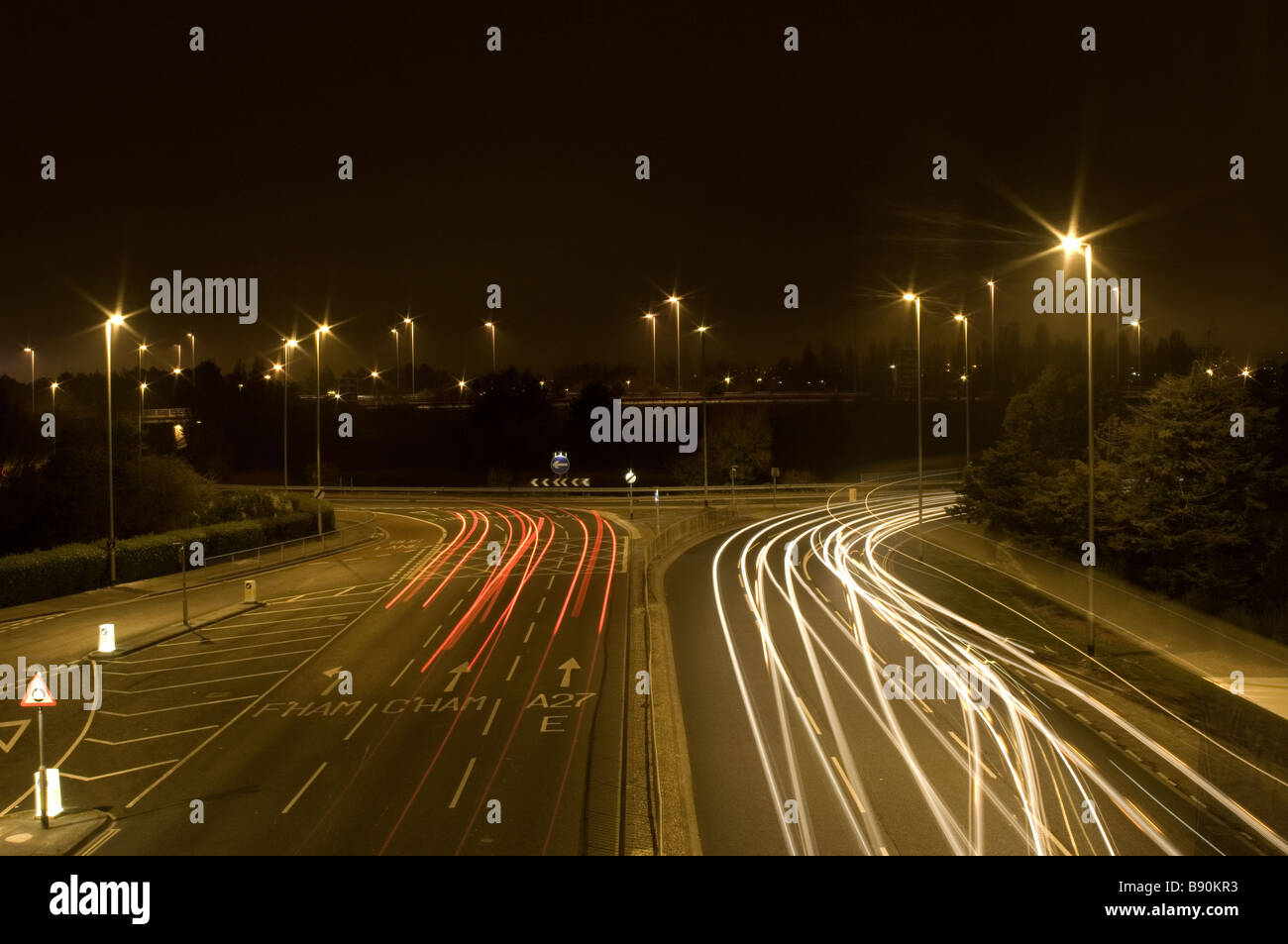 Lange Exposition Nacht Zeit Auto Lichtspuren Stockfoto