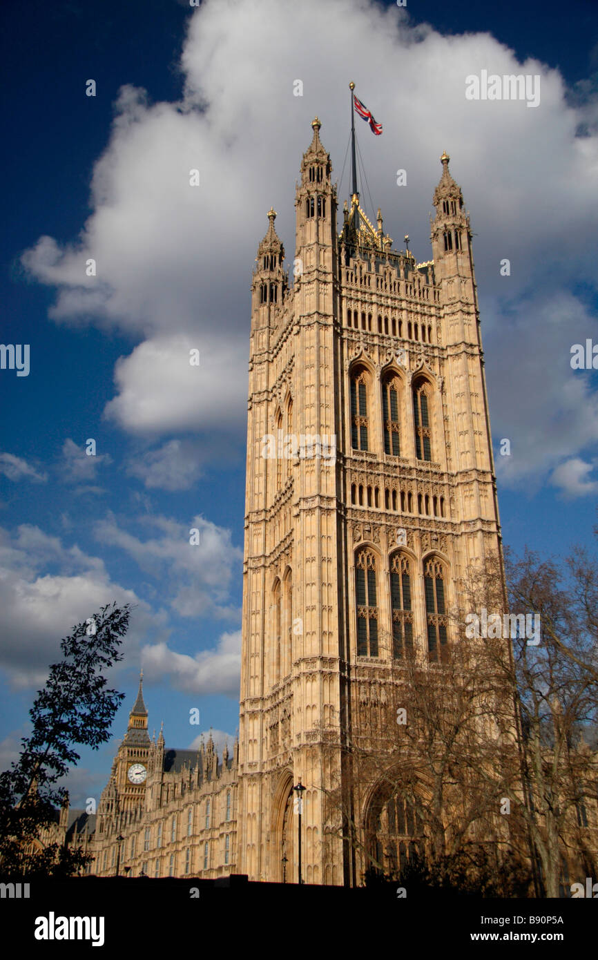 Der Victoria Tower, der Palace of Westminster und Big Ben in London England.  Mrz 09 Stockfoto