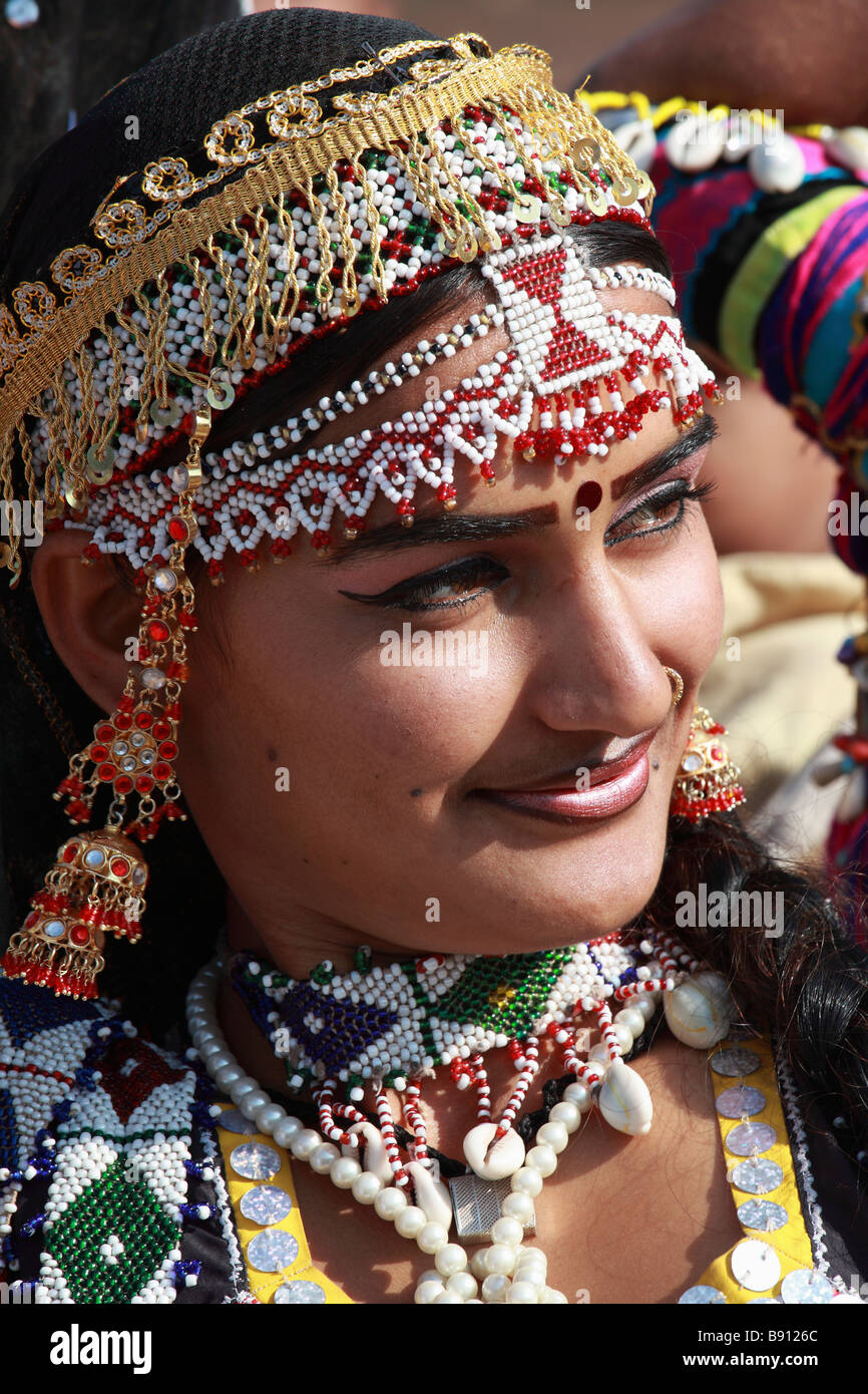 Indien Rajasthan Jaisalmer Desert Festival Rajasthani Frau Porträt Stockfoto