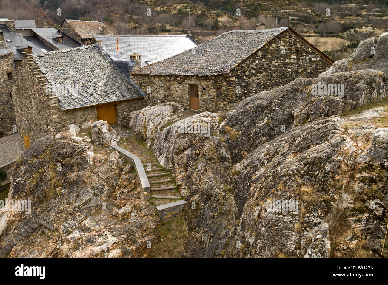 Stein-katalanischen Häuser in kleinen Dorf Boí. Vall de Boi, Katalonien, Spanien Stockfoto