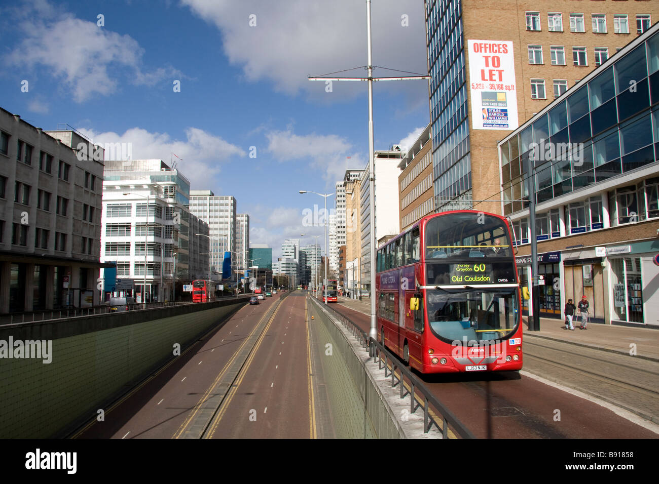 Wellesley Road und der Croydon Unterführung Stockfoto