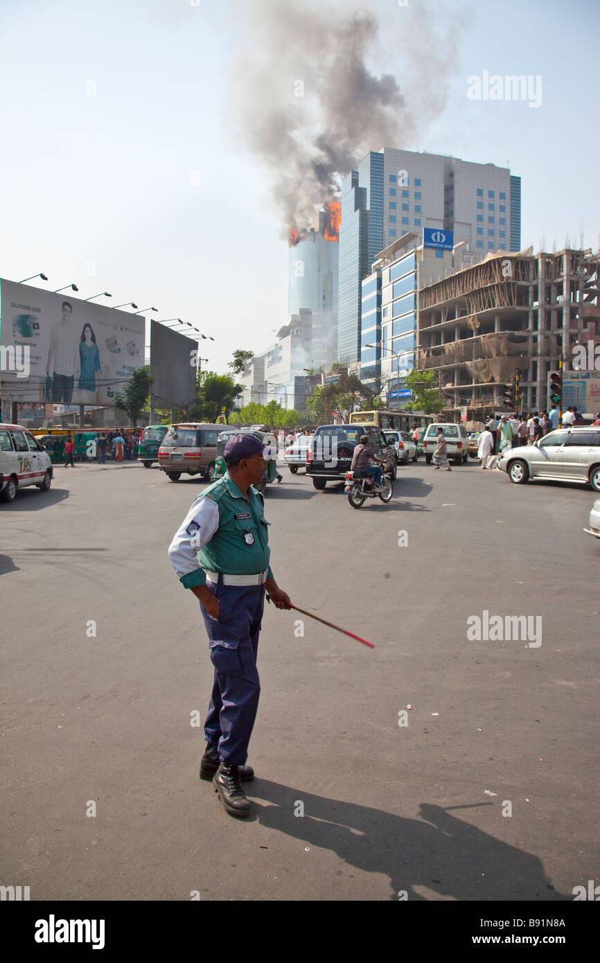 Bashundhara city shopping mall fotos und bildmaterial in hoher