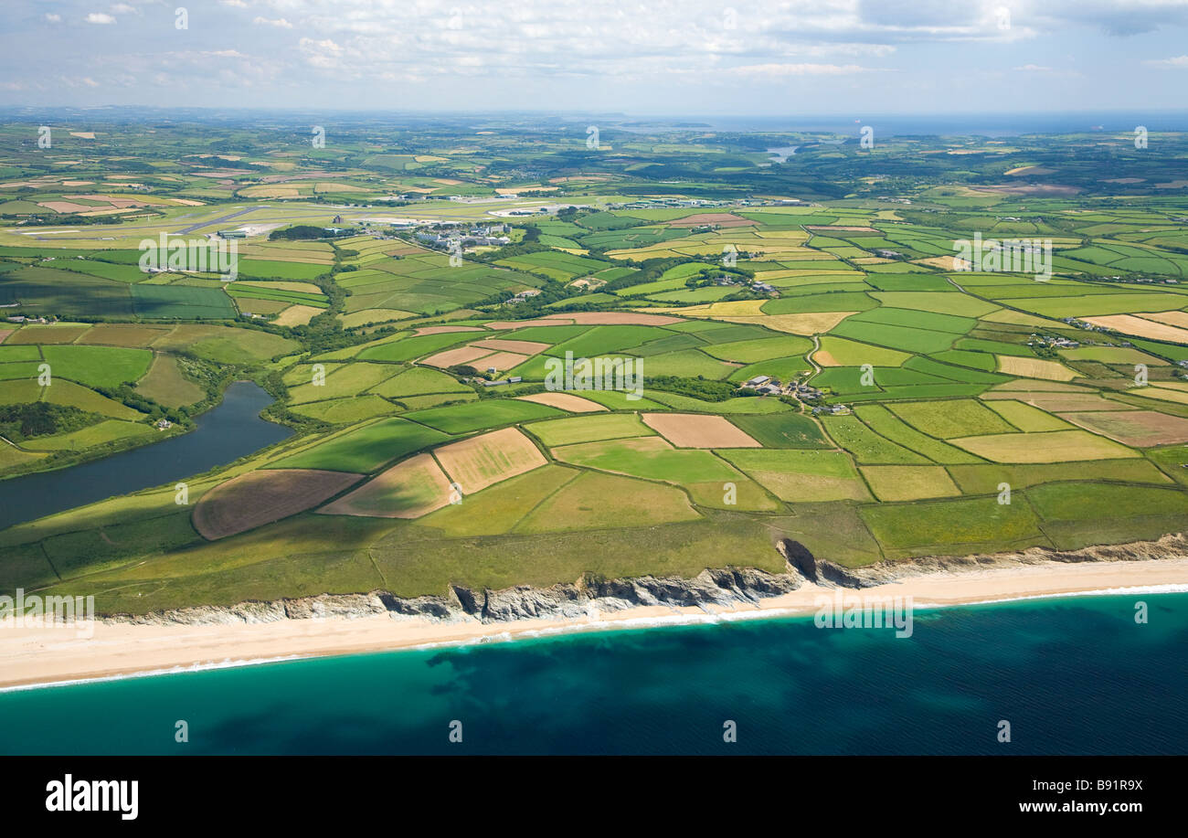 Luftbild von Loe Bar und Carminowe Creek Lizard Halbinsel in Sommersonne Cornwall England UK United Kingdom GB Great Britain Stockfoto