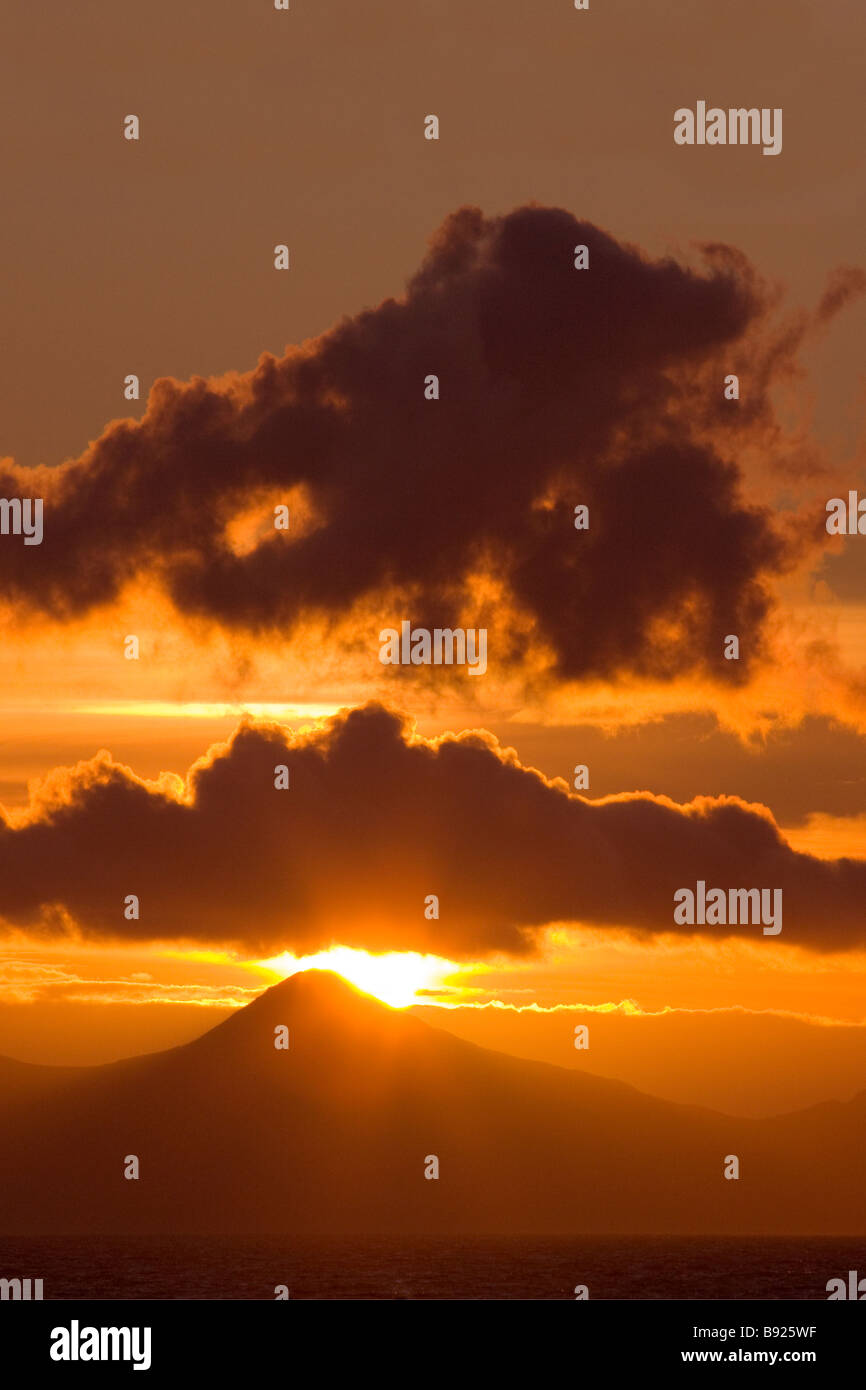 Sonnenuntergang über Paps of Jura Kintyre entnommen Stockfoto