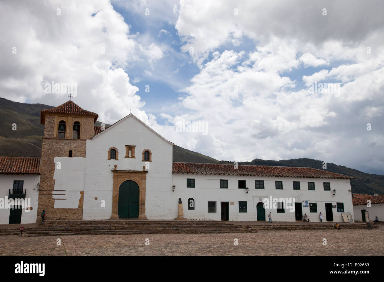 Der Hauptplatz der kolumbianischen Altstadt von Villa de Leyva Stockfoto