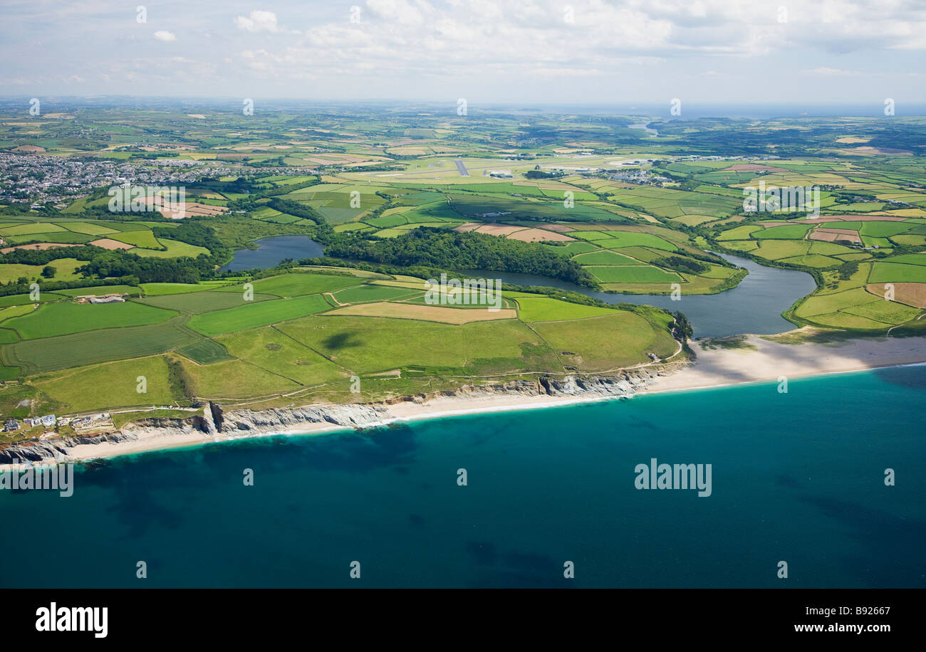 Luftbild von der Loe und Carminowe Creek Lizard Halbinsel in Sommersonne Cornwall England UK United Kingdom GB Great Britain Stockfoto