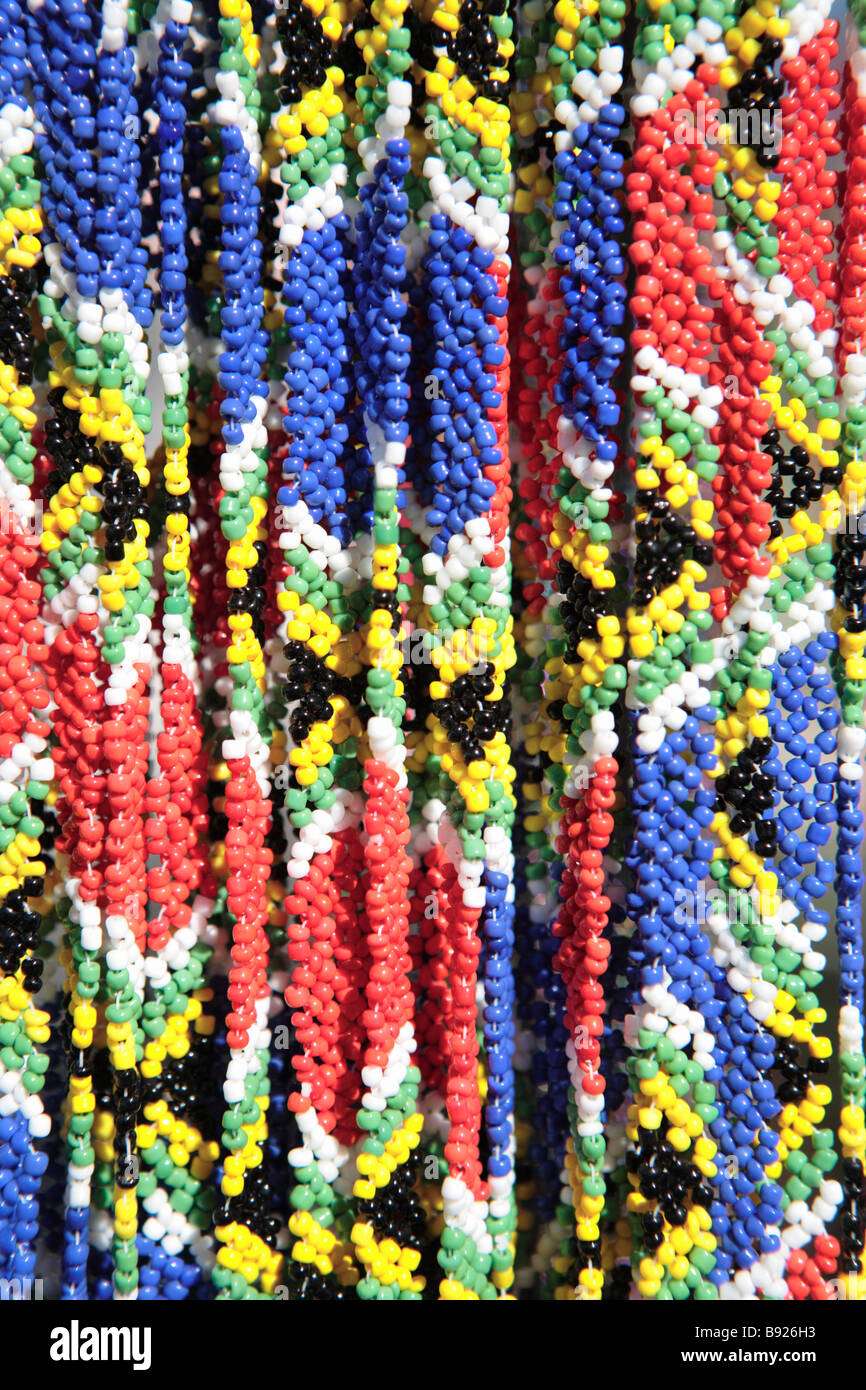 Afrikanische Perlen Halsketten in Farben der südafrikanischen Flagge Grahamstown Eastern Cape Provinz Südafrika Stockfoto