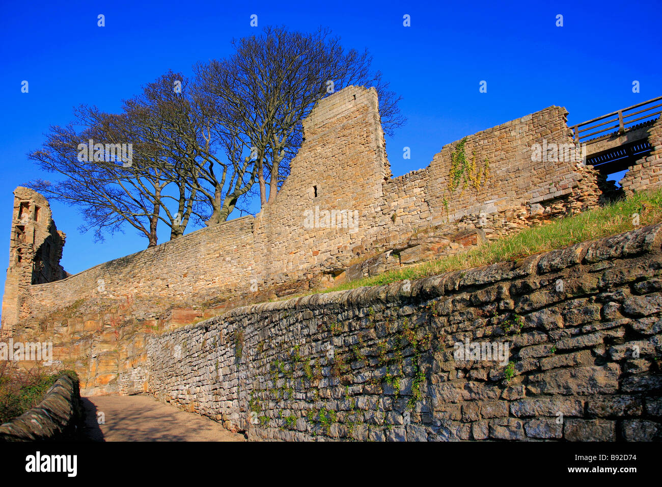 Die zerstörten Mauern des Erbes Website Barnard Castle Durham County Teesdale England UK Stockfoto