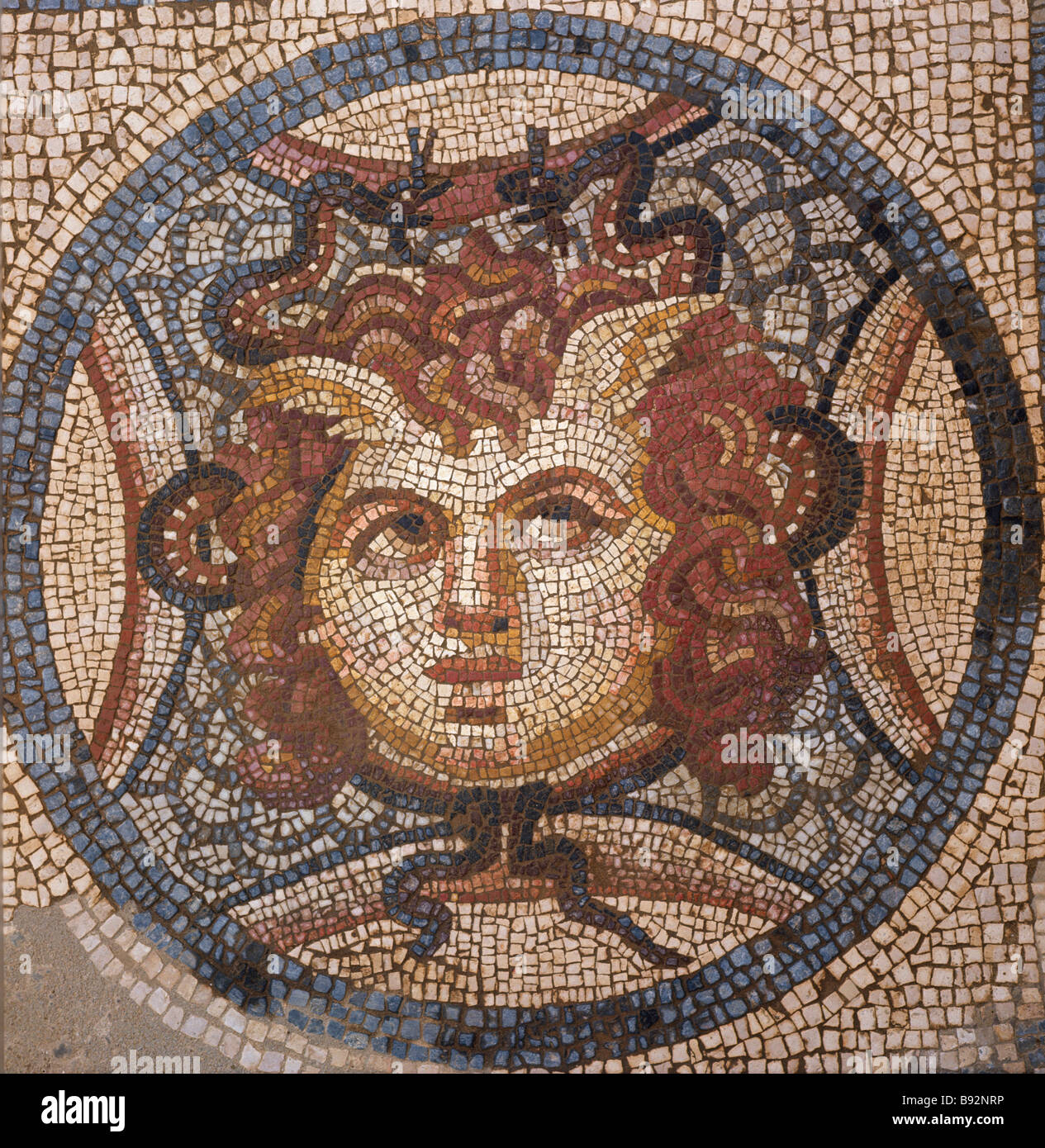 Römische Bodenmosaik aus Ephesus von Medusa Stockfoto