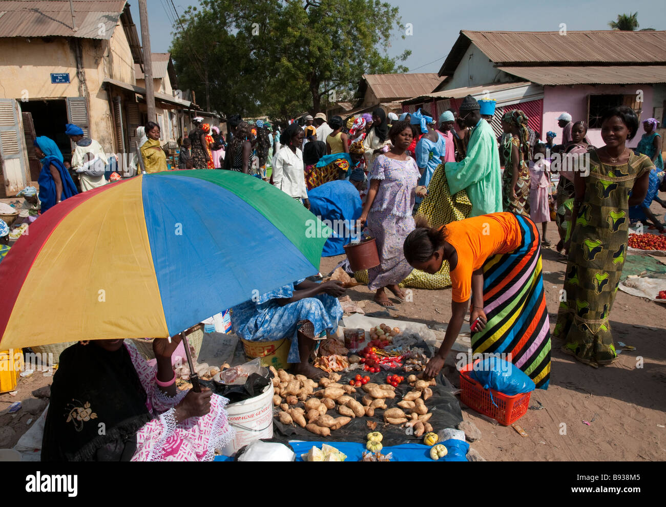 WestAfrika Senegal Casamance Ziguinchor lokaler Gemüsemarkt