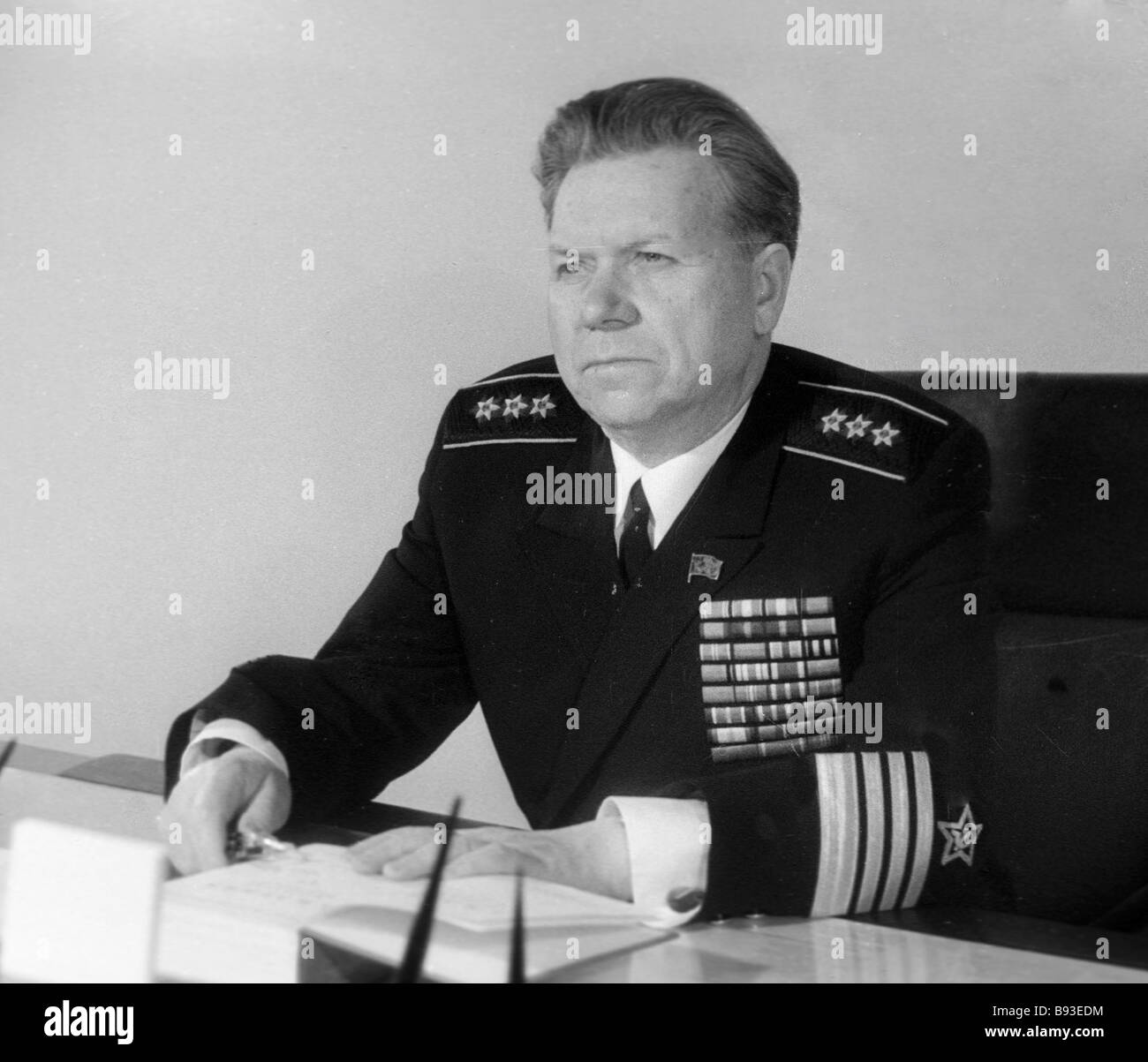 navy-chief-stockfotos-und-bilder-kaufen-alamy