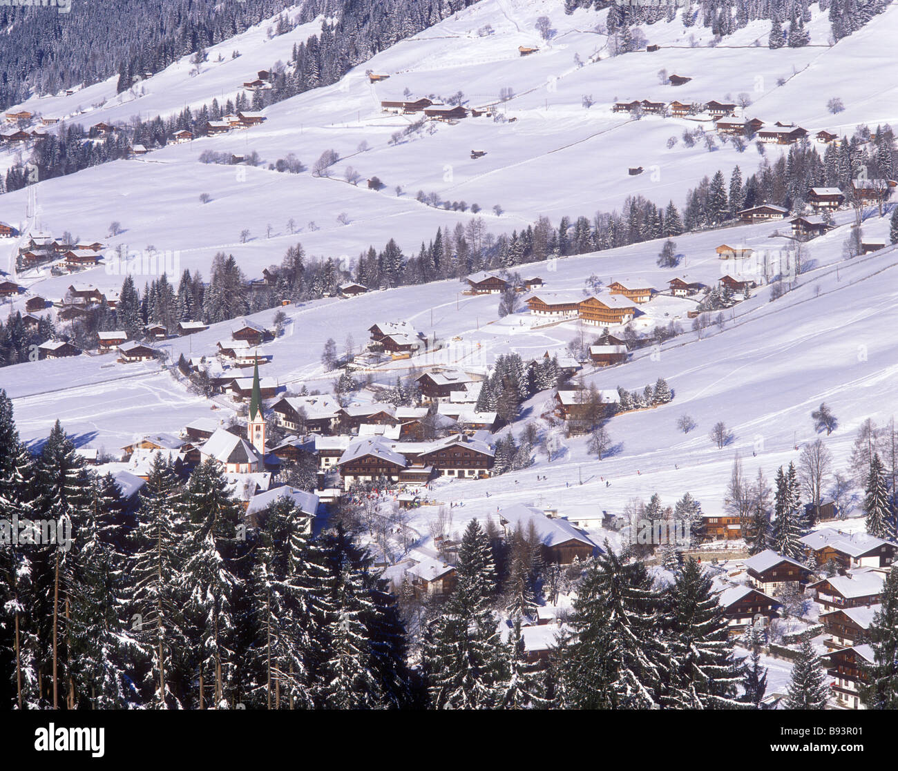 Village of alpbach -Fotos und -Bildmaterial in hoher Auflösung - Seite ...