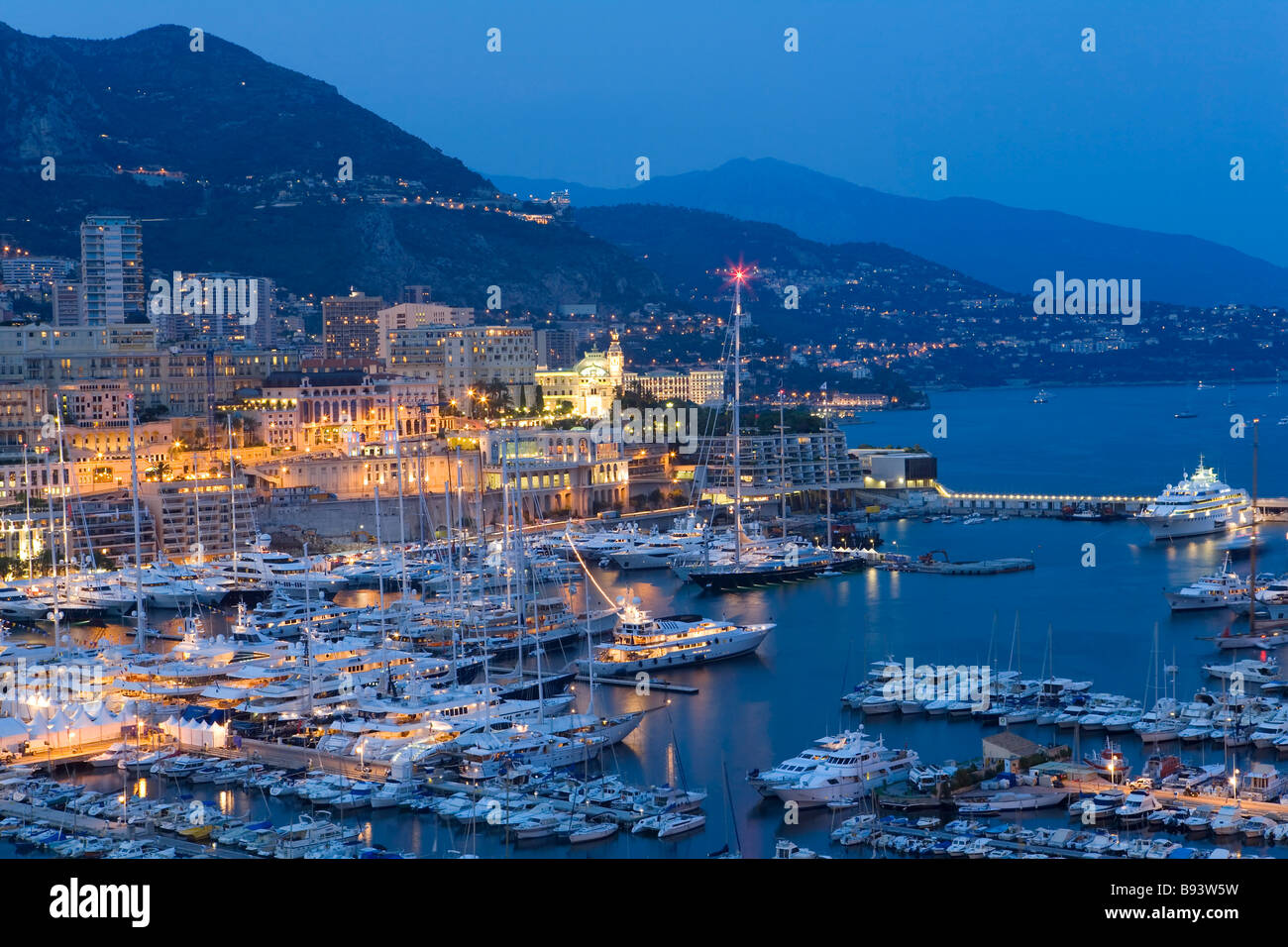 1000-Teile Puzzle 'Piazza San Carlo In Turin' – Hochwertige Teile, Brillanter Druck, Für Puzzle-Fans