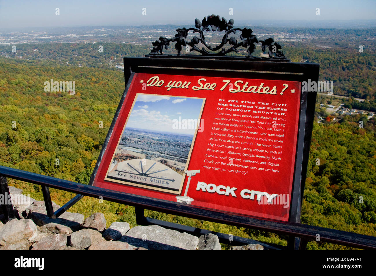 Schild am sieben Staaten Plaza im Rock City Gardens auf Lookout Mountain in der Nähe von Chattanooga, Tennessee Stockfoto