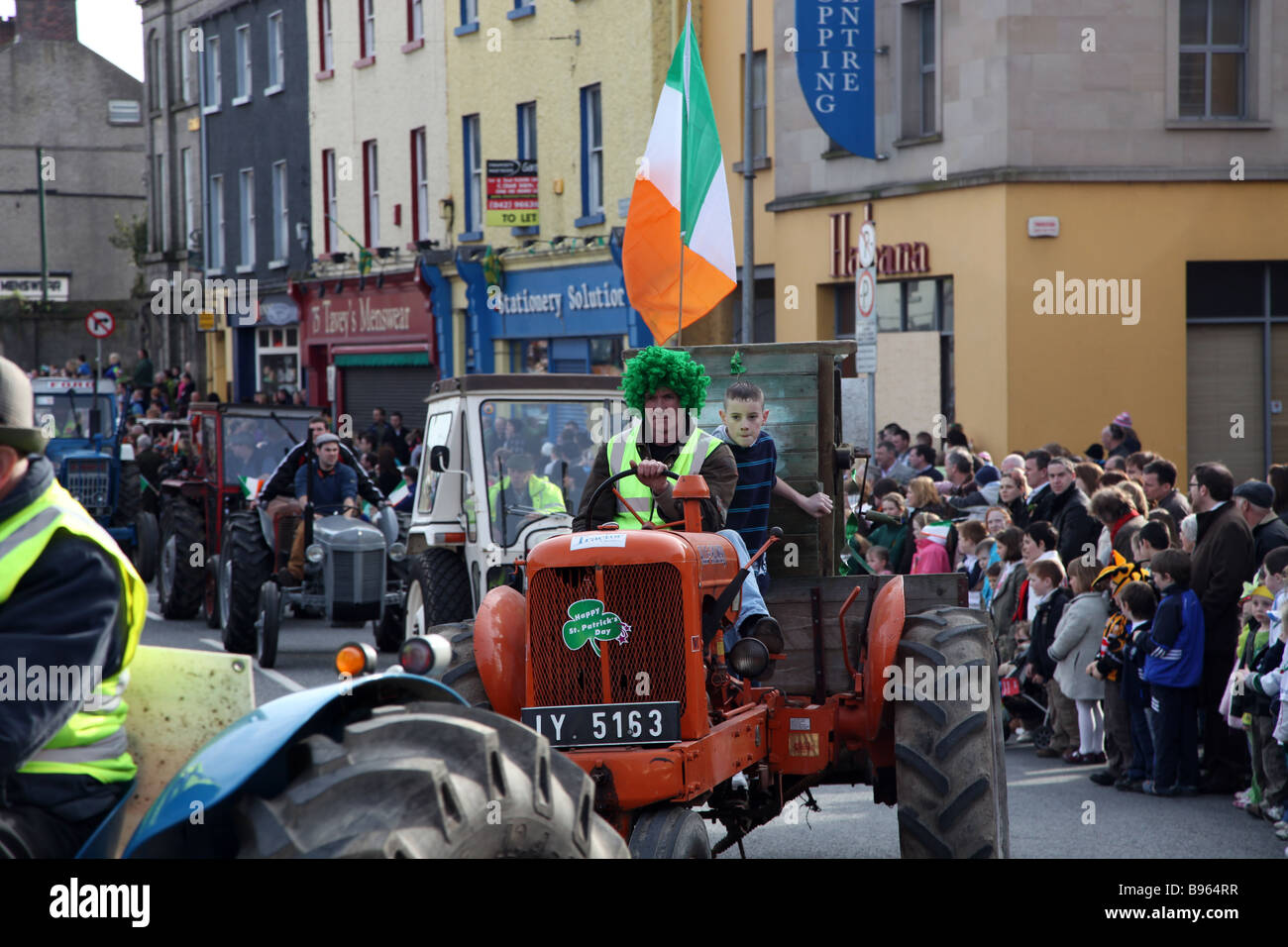 Traktoren St Patrick s Day Parade Carrickmacross County Monaghan Irland Stockfoto