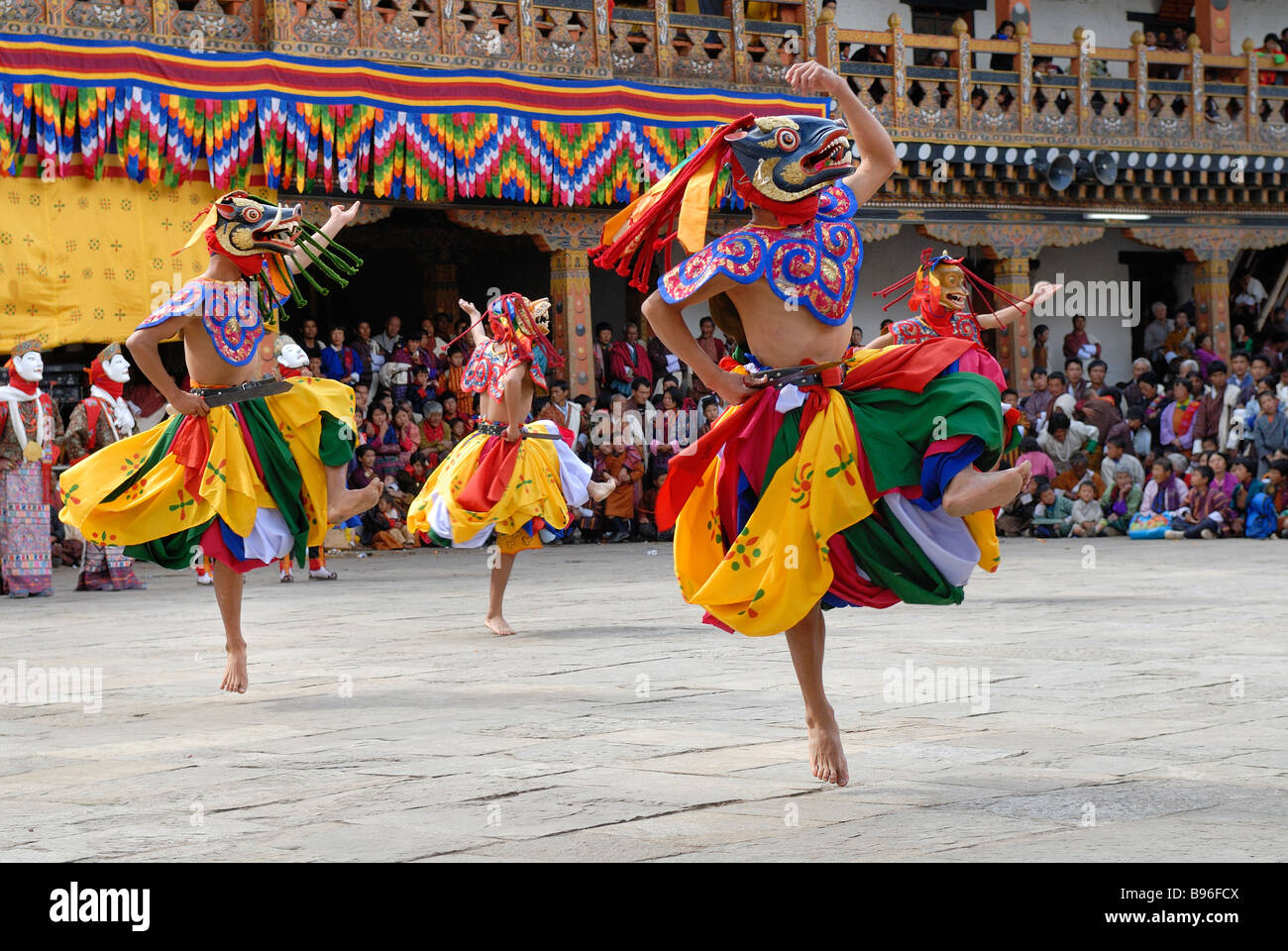 Bhutan, Pema Lingpa (1450-1521) ist der Schutzpatron von Bhutan und Schatz Finder, dieser Tanz ist eine visuelle Darstellung der Stockfoto