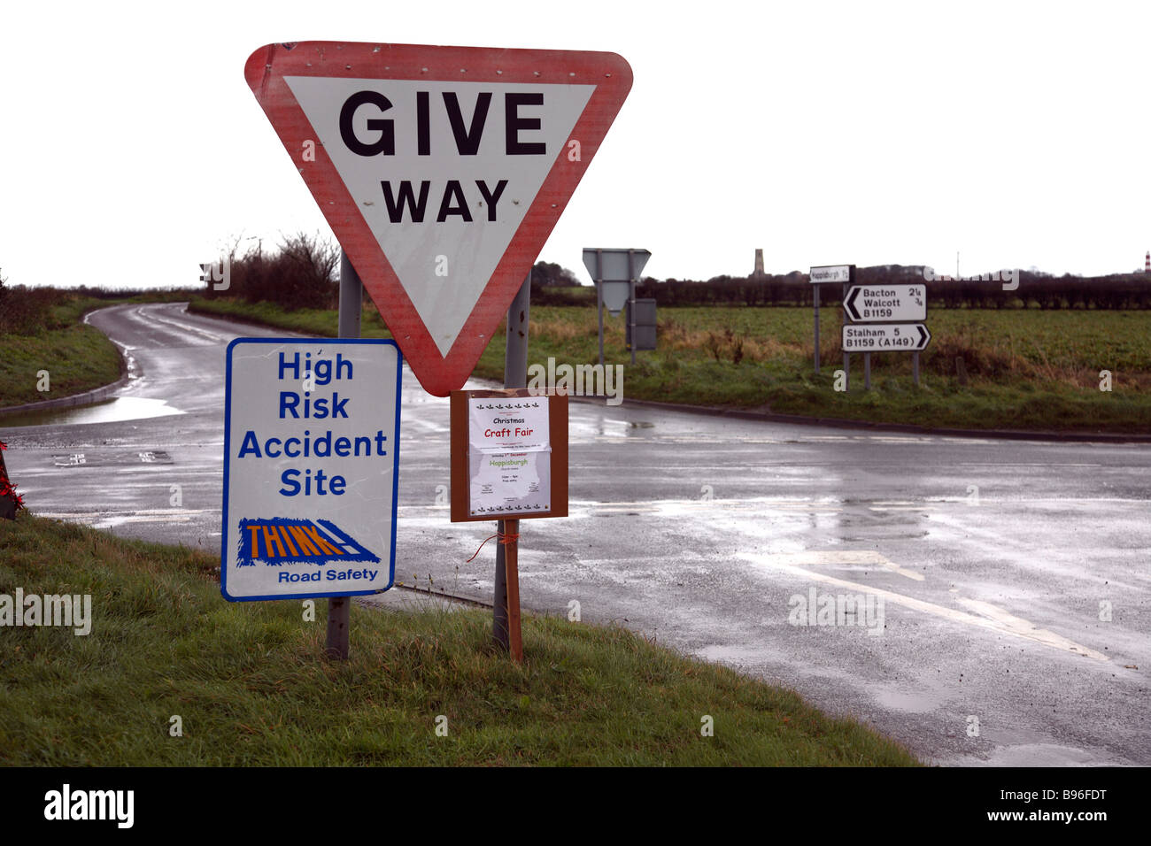 Hohes Risiko Unfall Website Zeichen. Stockfoto