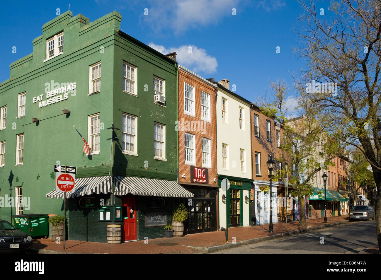 Bunte Fassaden gehören Bertha Muscheln Fells Point Waterfront von Baltimore Maryland Stockfoto