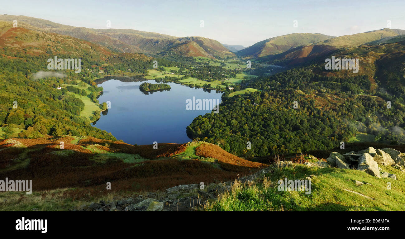 Ruhig Grasmere aus Loughrigg fiel, Lake District Stockfoto